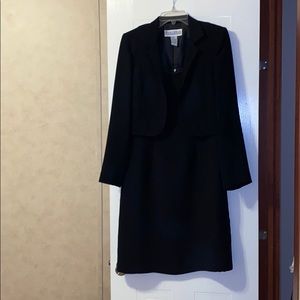 Black midi sleeveless dress with jacket